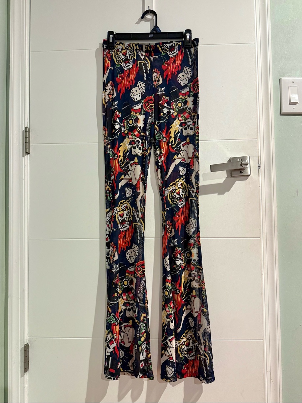 Women's Printed Flared Pants - Black Multi